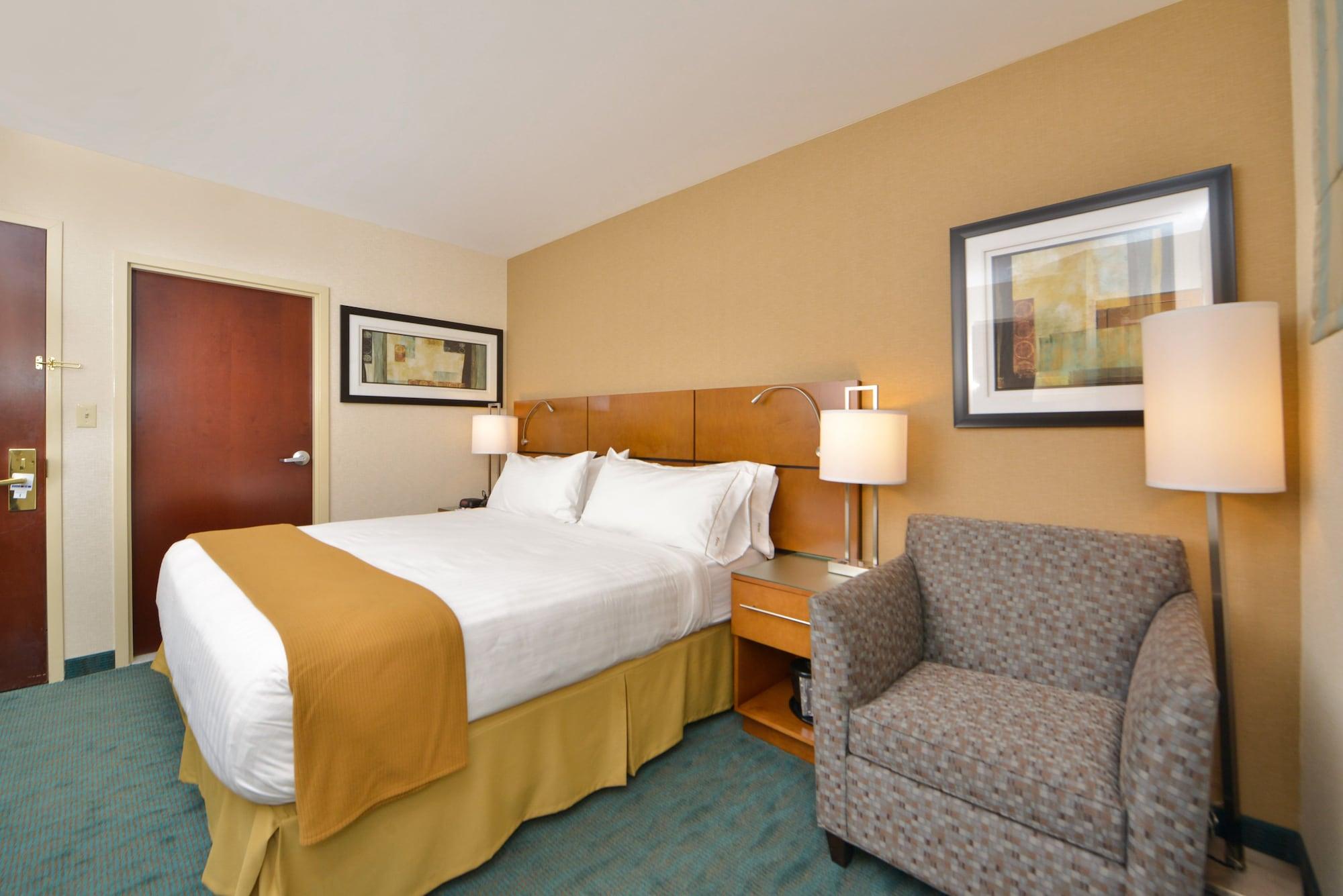 ניו יורק Holiday Inn Express Kennedy Airport, An Ihg Hotel מראה חיצוני תמונה