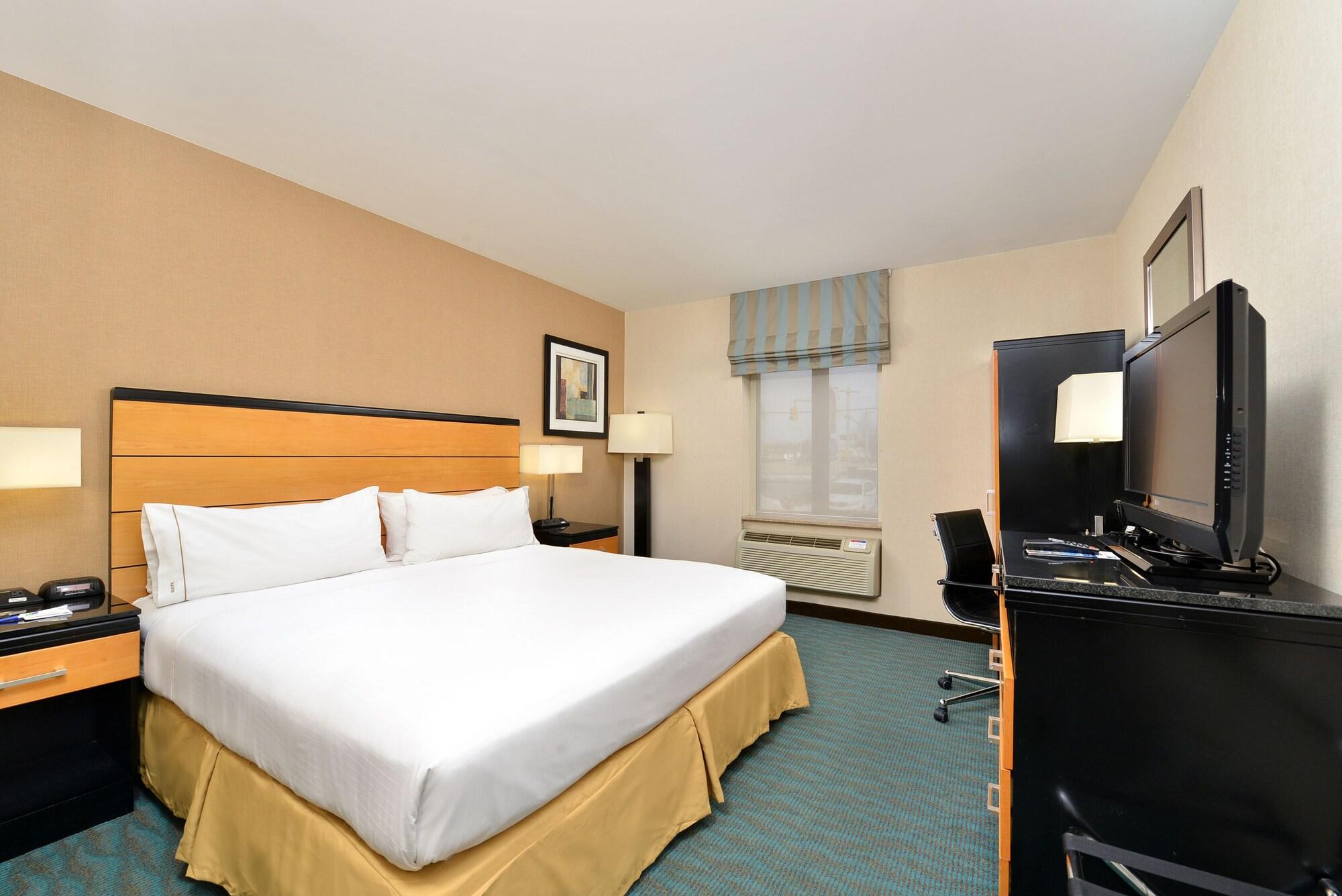 ניו יורק Holiday Inn Express Kennedy Airport, An Ihg Hotel מראה חיצוני תמונה