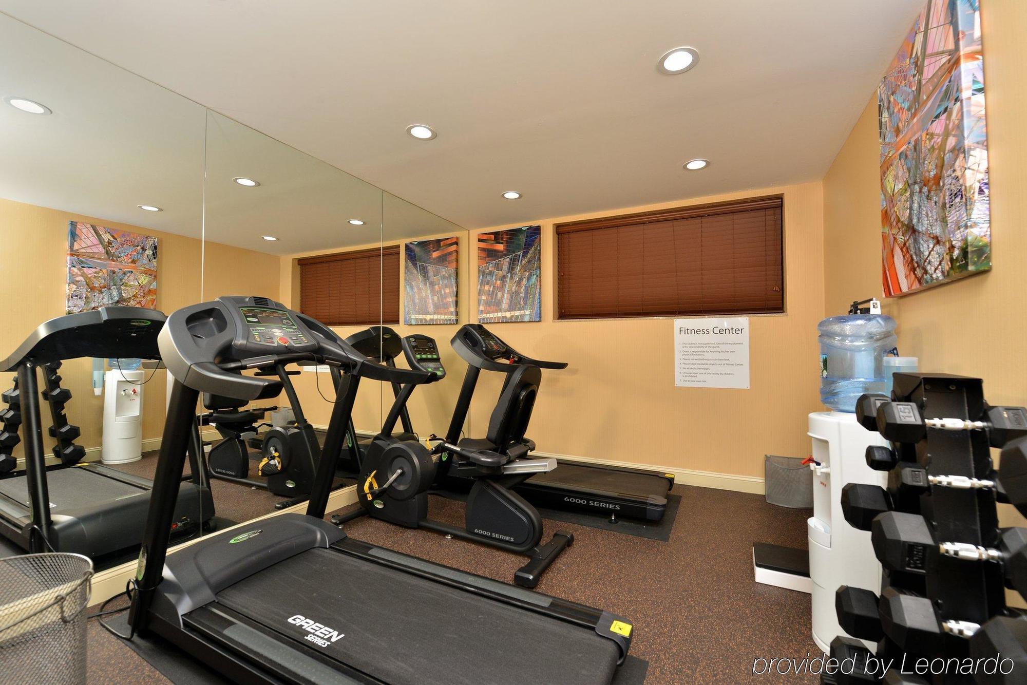 ניו יורק Holiday Inn Express Kennedy Airport, An Ihg Hotel מראה חיצוני תמונה